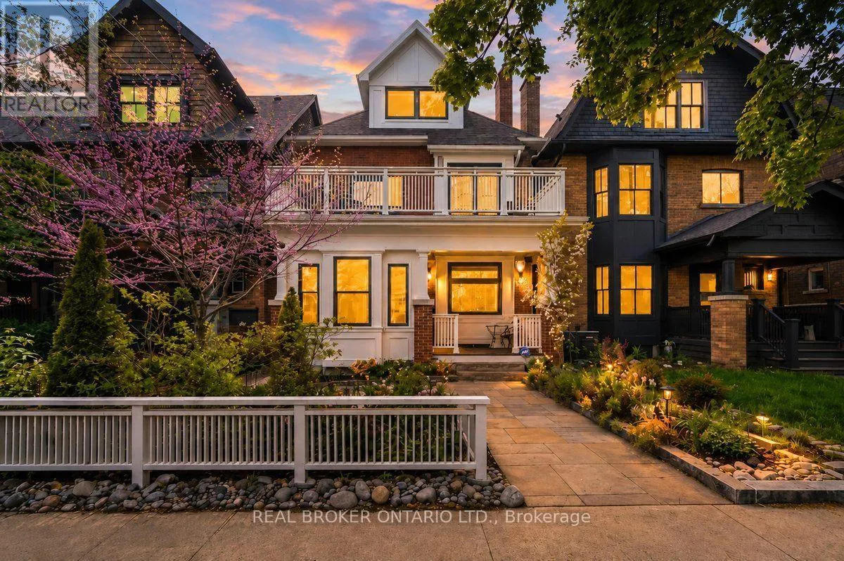 20 BROOKMOUNT ROAD