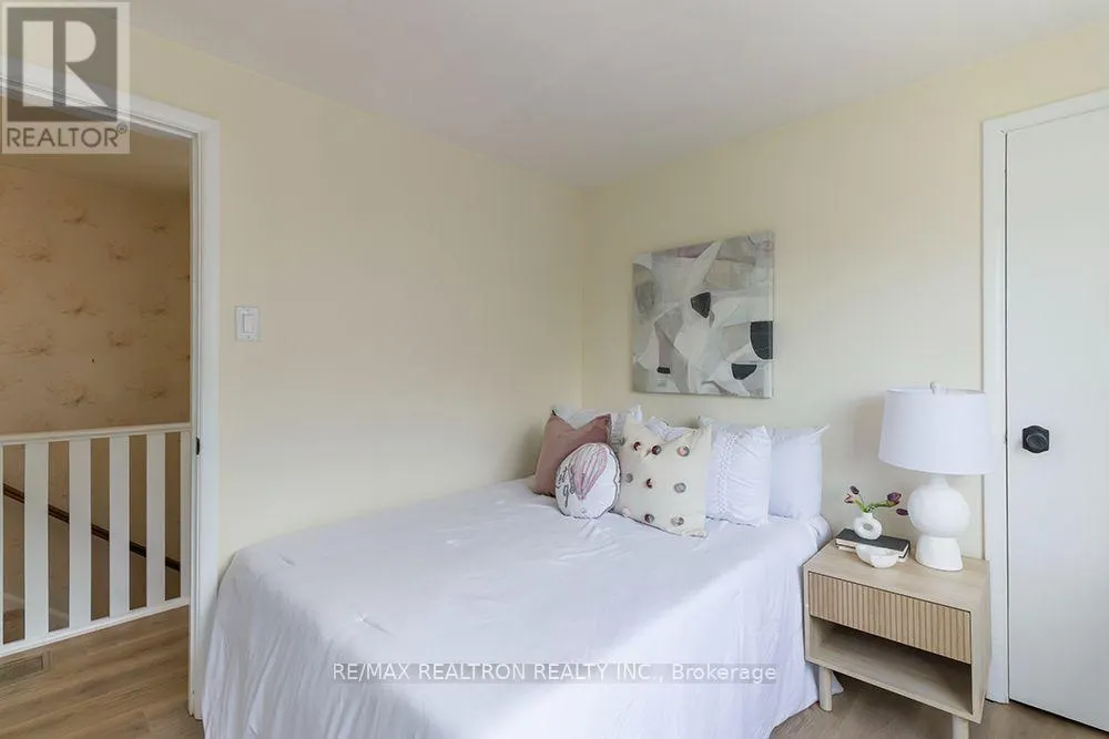 68 CHELWOOD ROAD