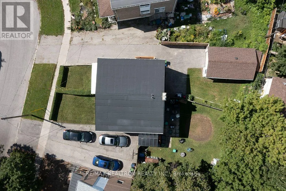 68 CHELWOOD ROAD