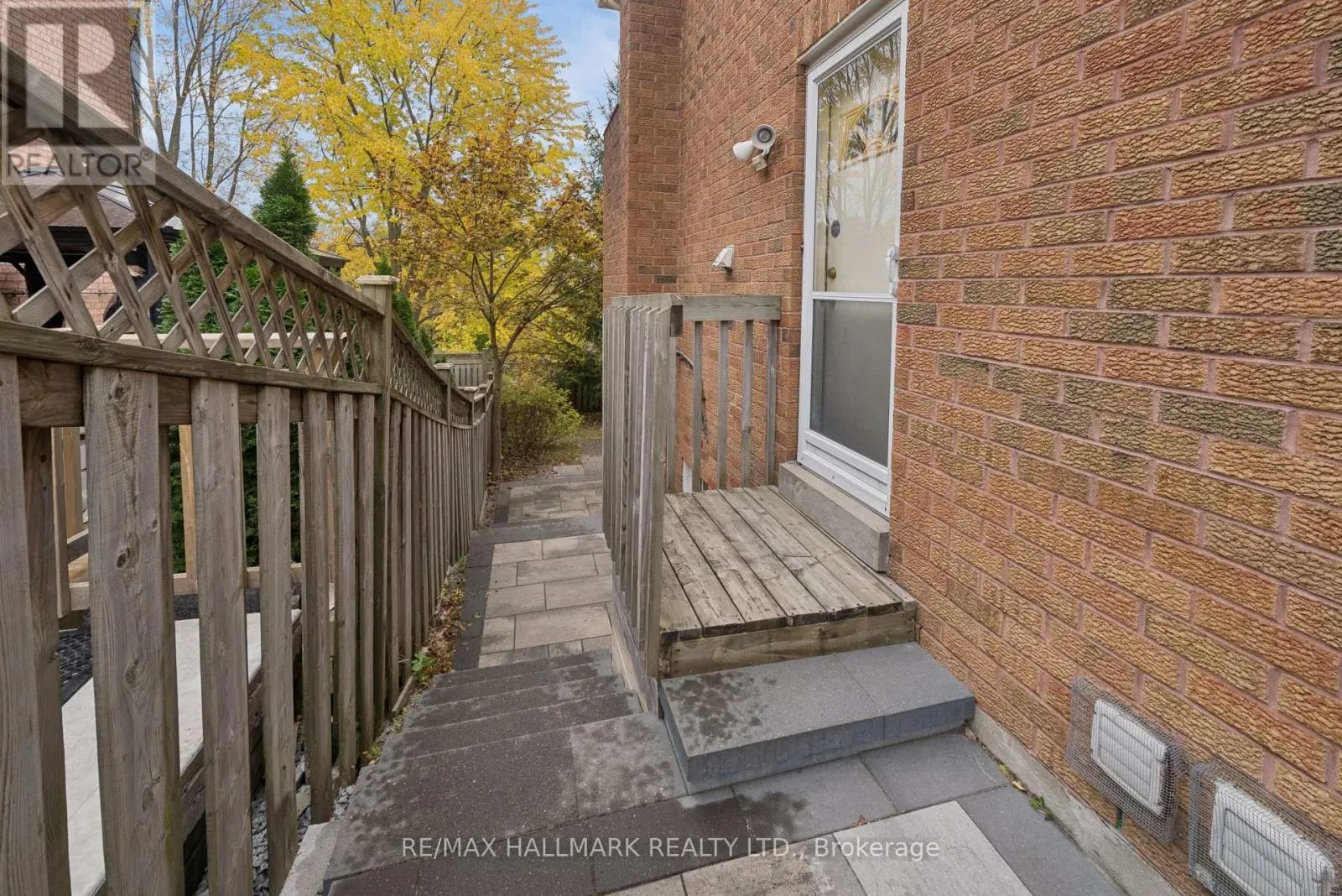 353 ROUGE HILL COURT