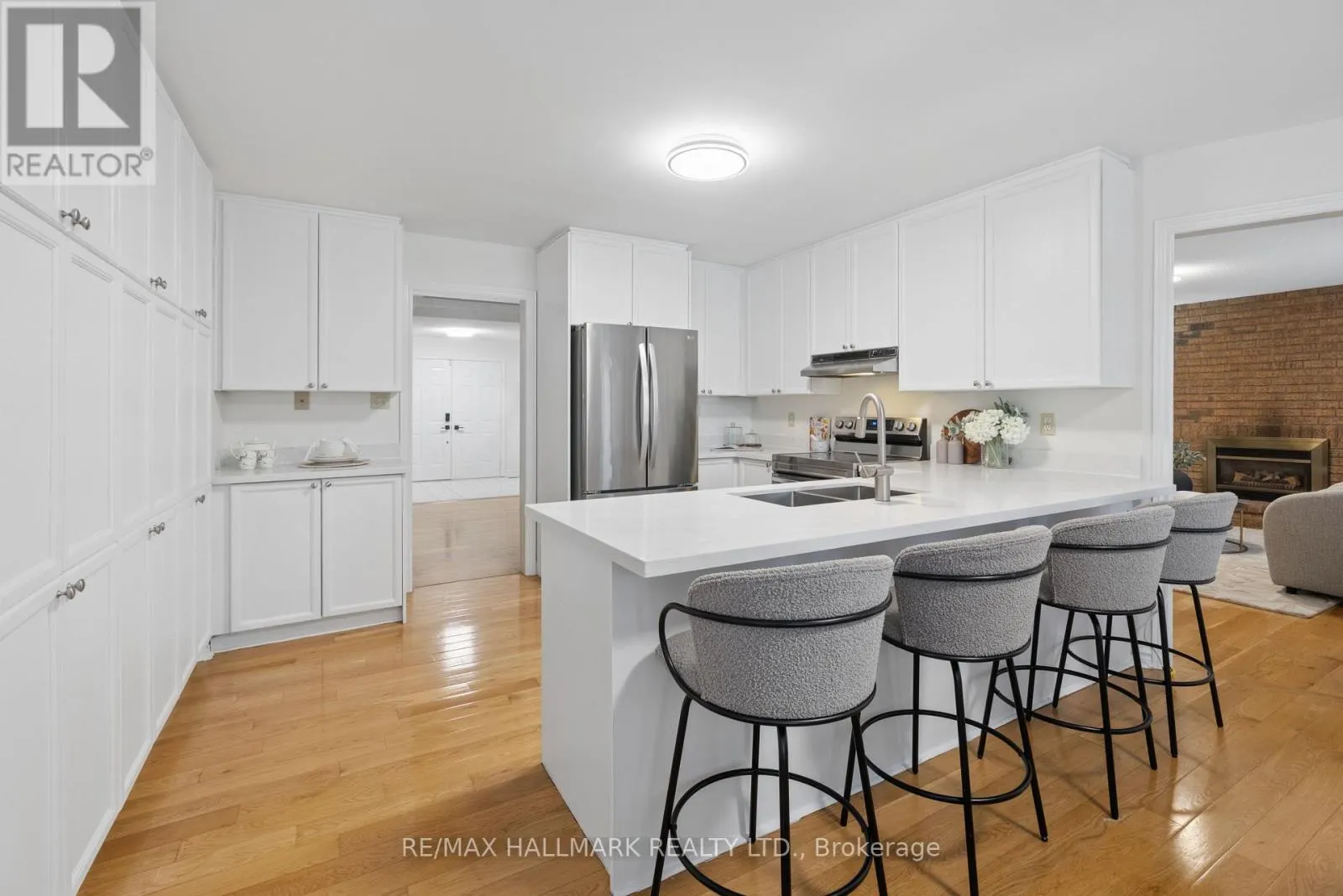 353 ROUGE HILL COURT