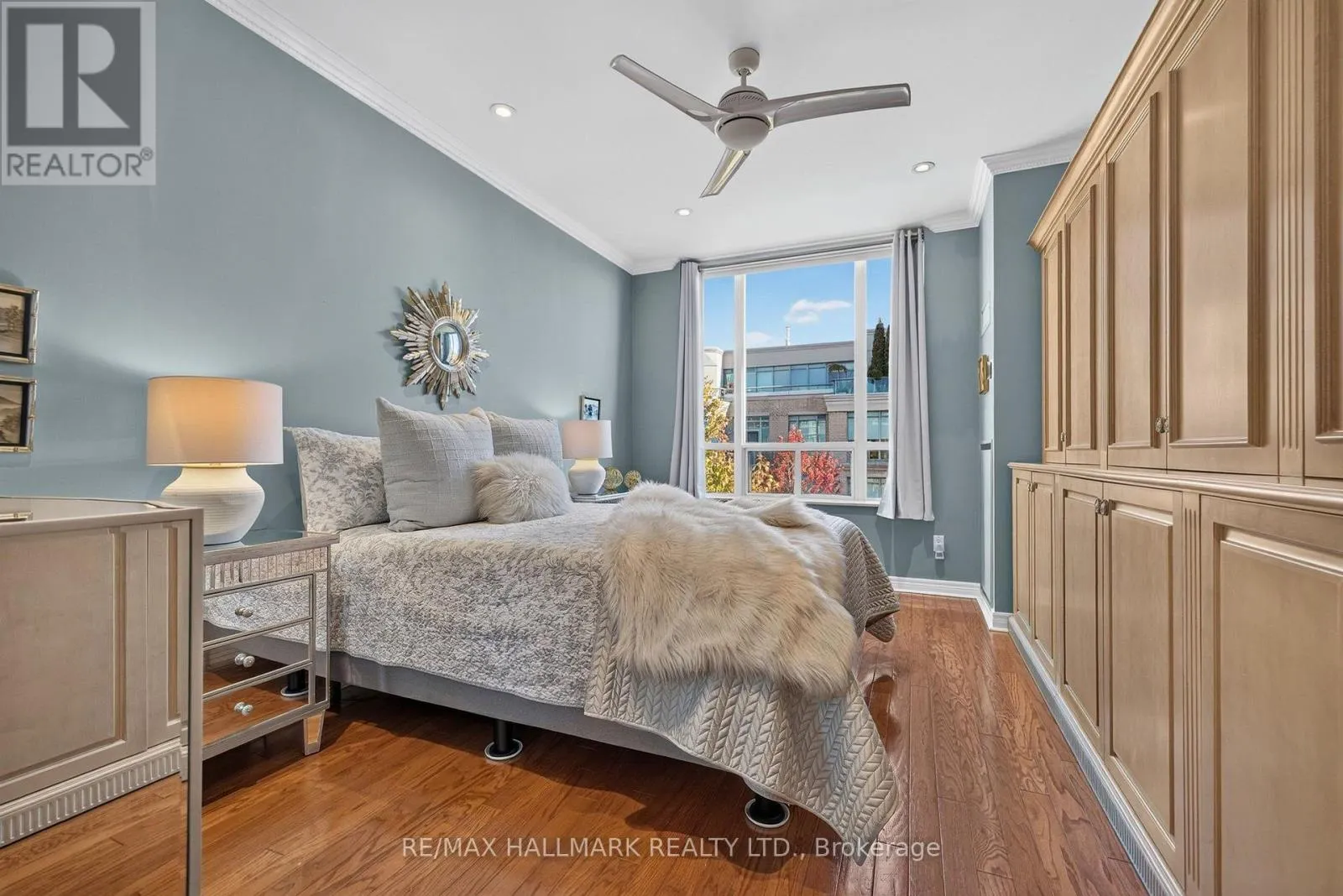 410 - 9 BOARDWALK DRIVE