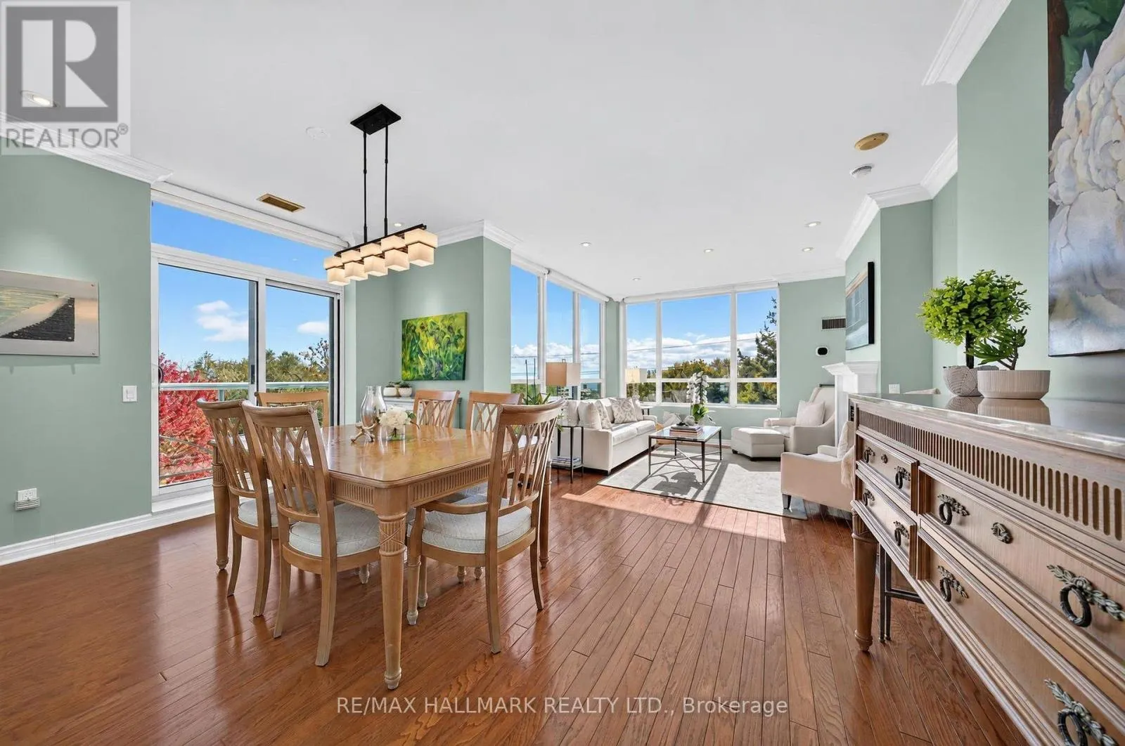 410 - 9 BOARDWALK DRIVE