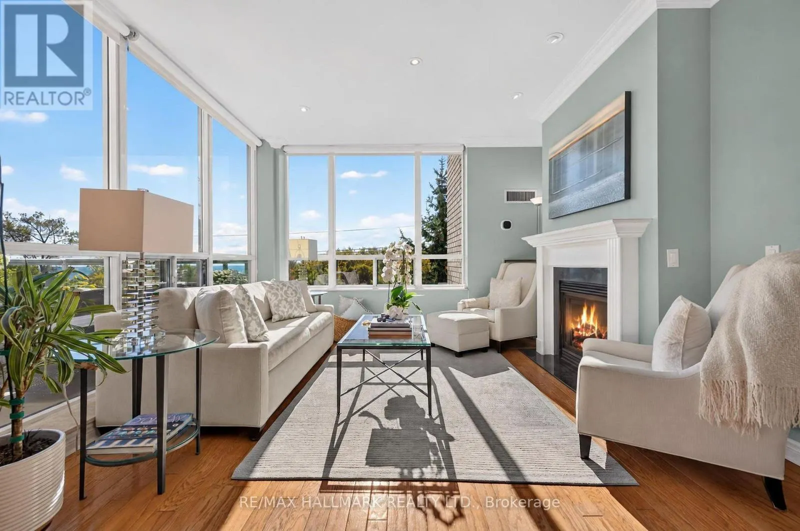 410 - 9 BOARDWALK DRIVE