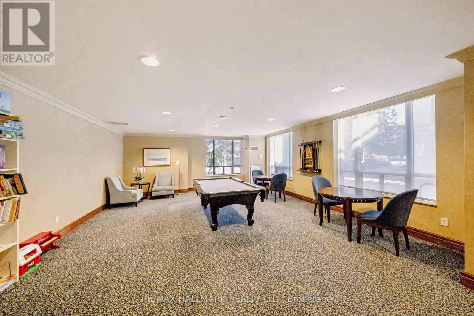 410 - 9 BOARDWALK DRIVE