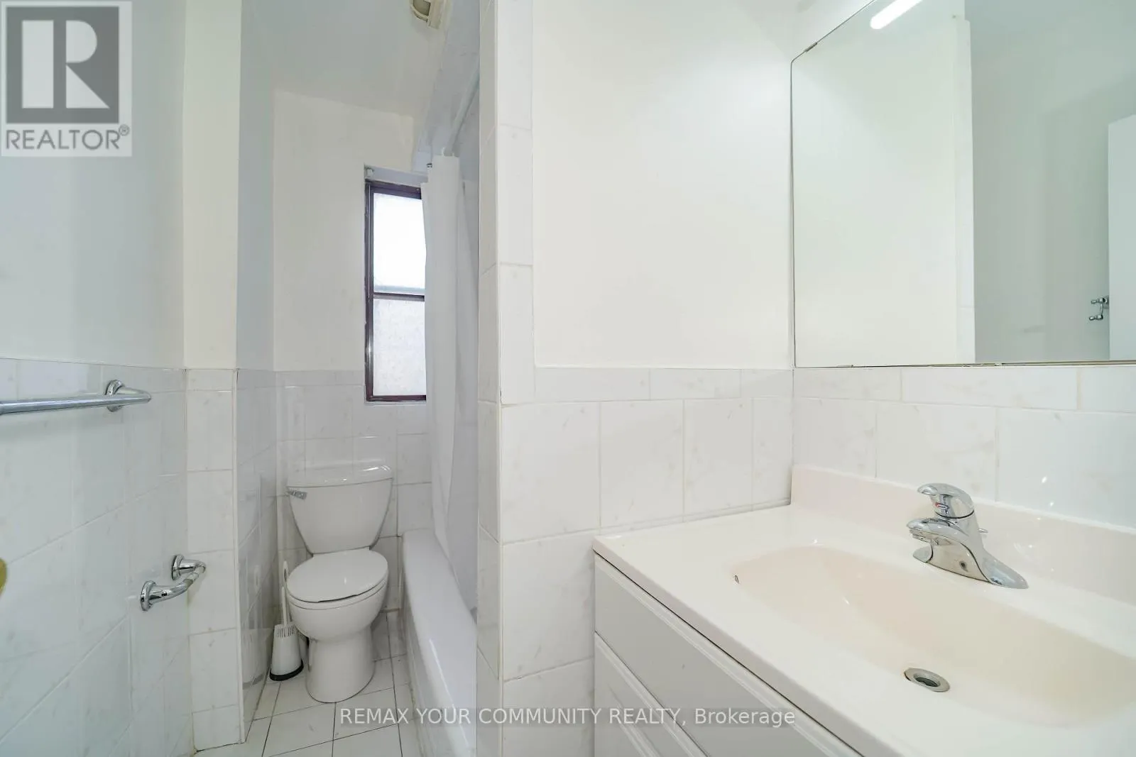 1378 DANFORTH AVENUE