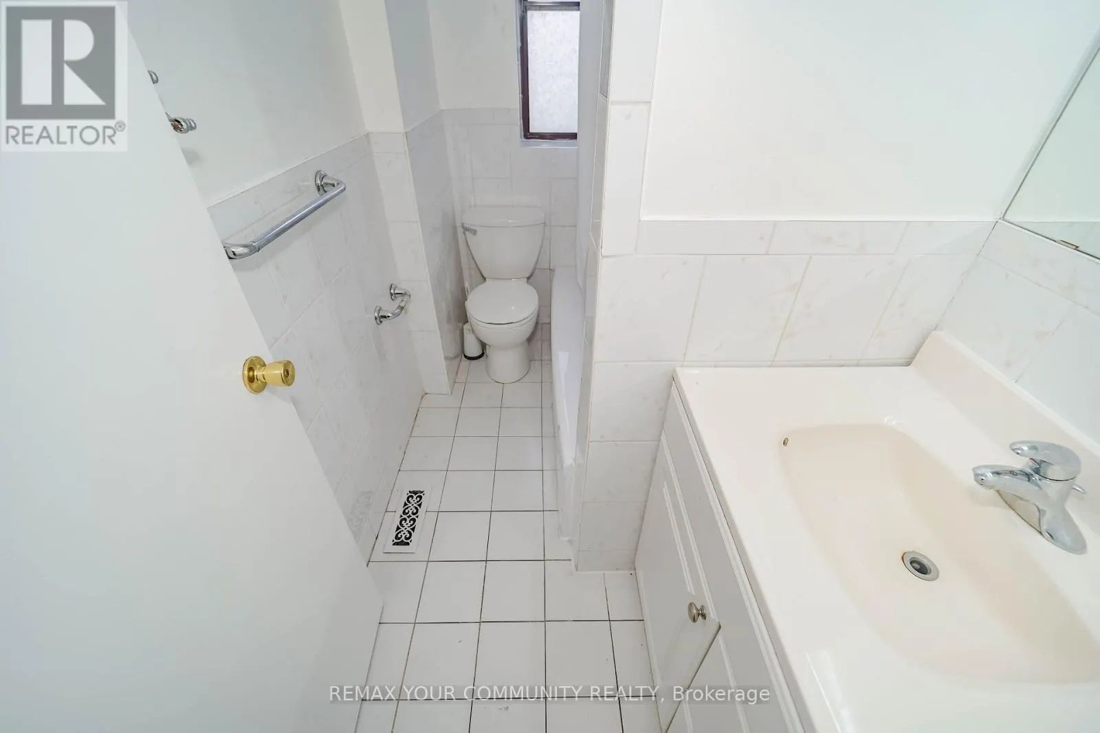 1378 DANFORTH AVENUE