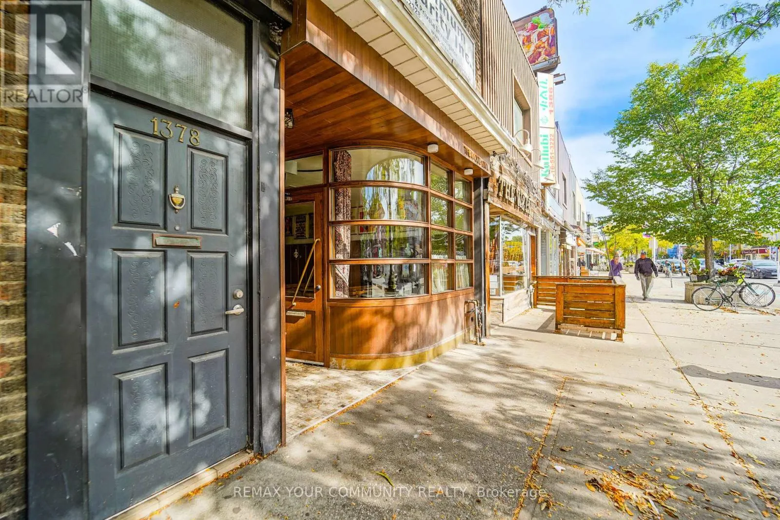 ROOM 3 - 1378 DANFORTH AVENUE