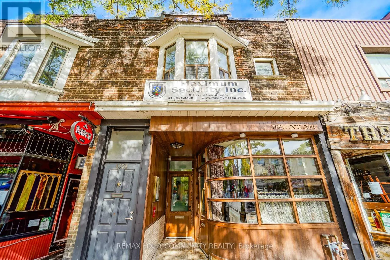 ROOM 3 - 1378 DANFORTH AVENUE