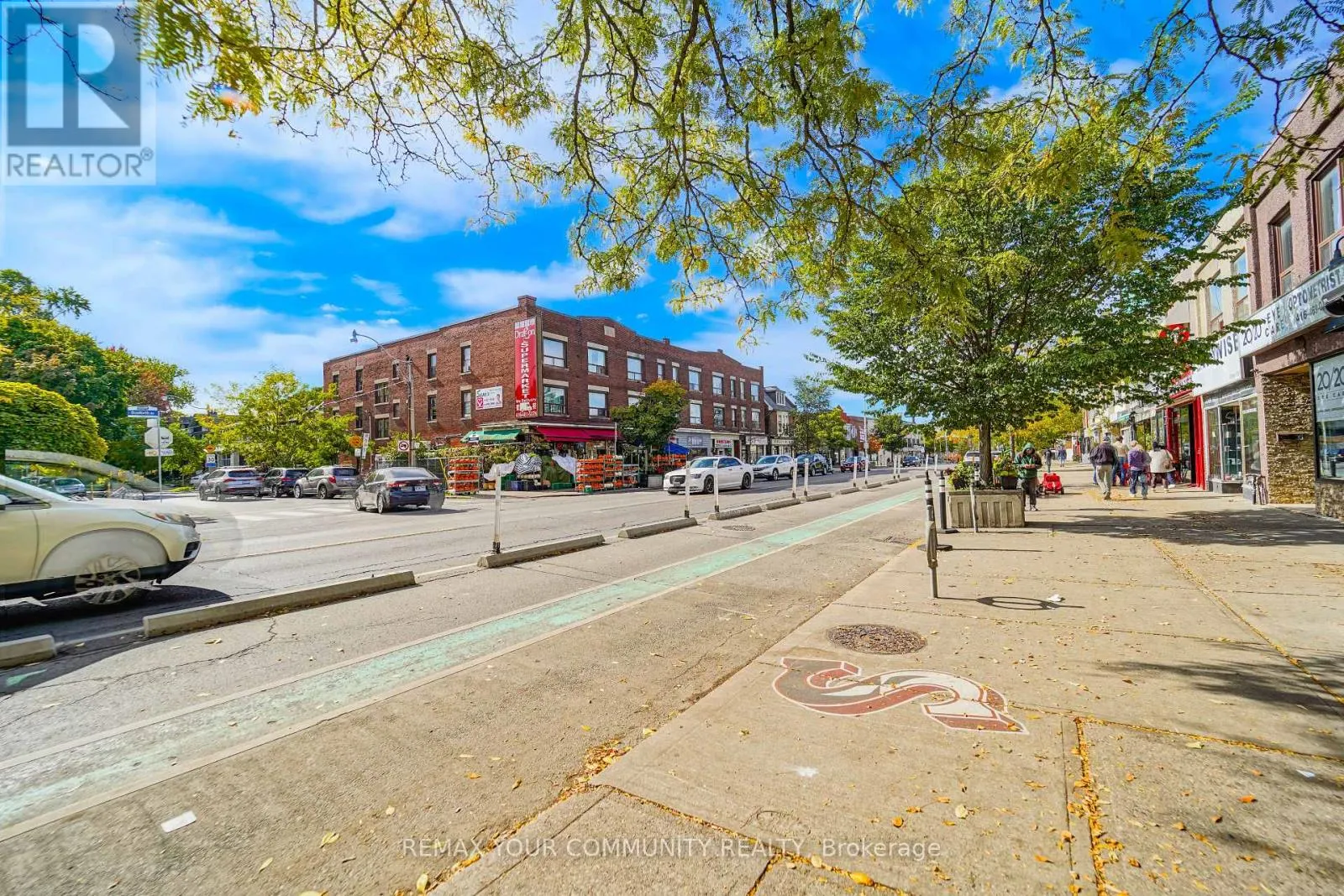 ROOM 3 - 1378 DANFORTH AVENUE