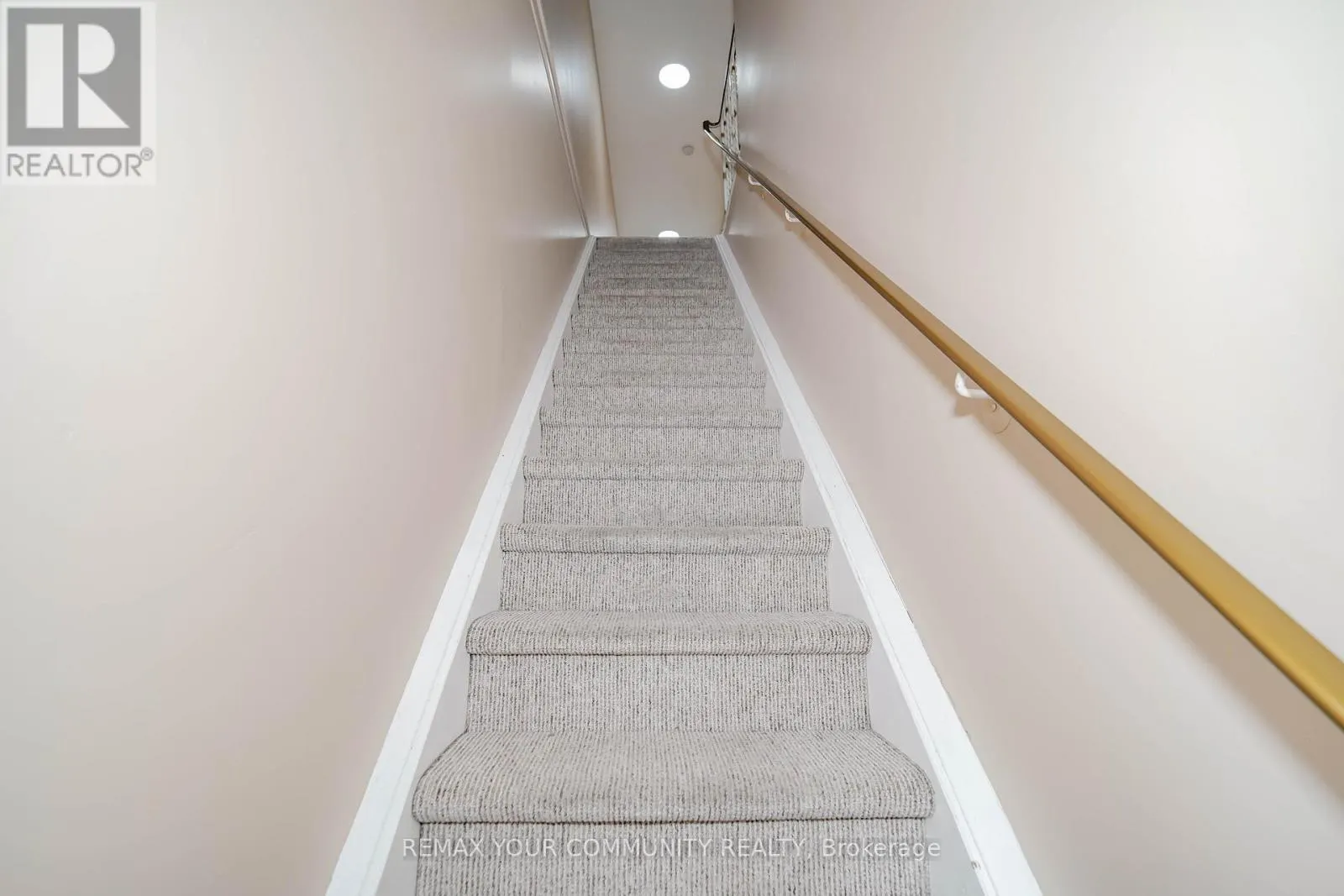 ROOM 2 - 1378 DANFORTH AVENUE