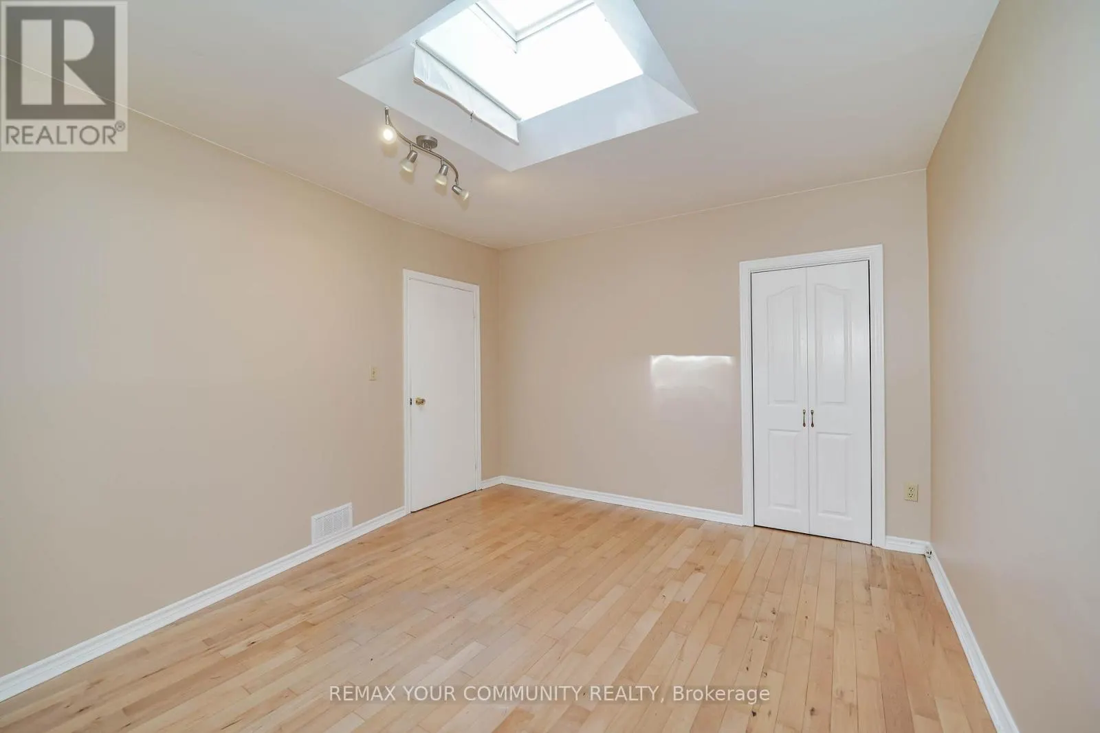 ROOM 2 - 1378 DANFORTH AVENUE