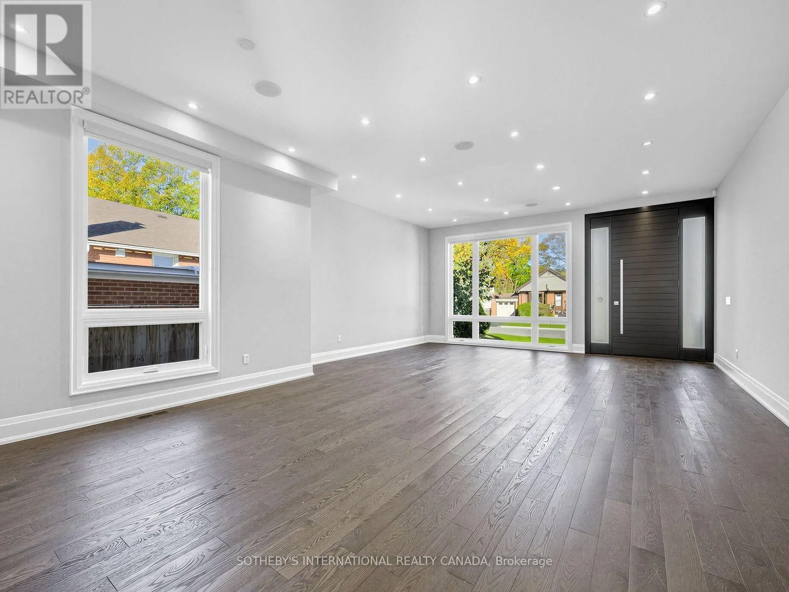 4 BIRCHLAWN AVENUE