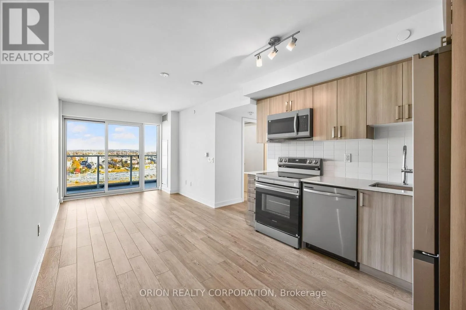 1802 - 1010 SANDY BEACH ROAD