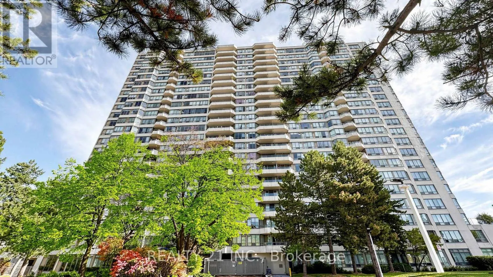 429 - 3 GREYSTONE WALK DRIVE