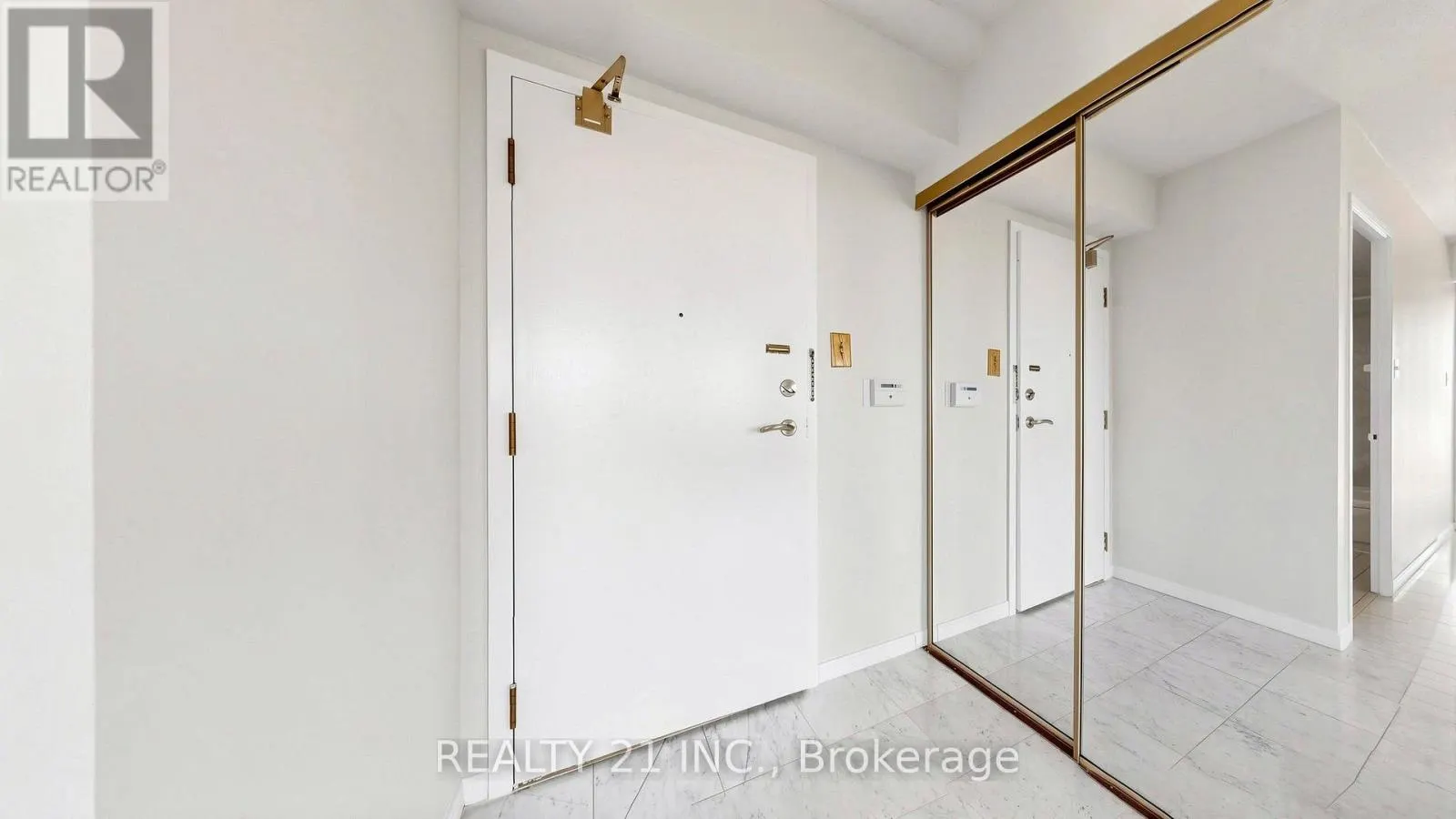 429 - 3 GREYSTONE WALK DRIVE