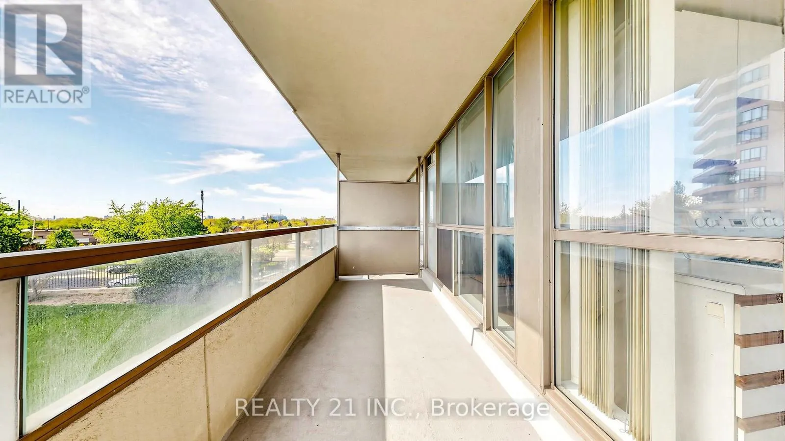 429 - 3 GREYSTONE WALK DRIVE