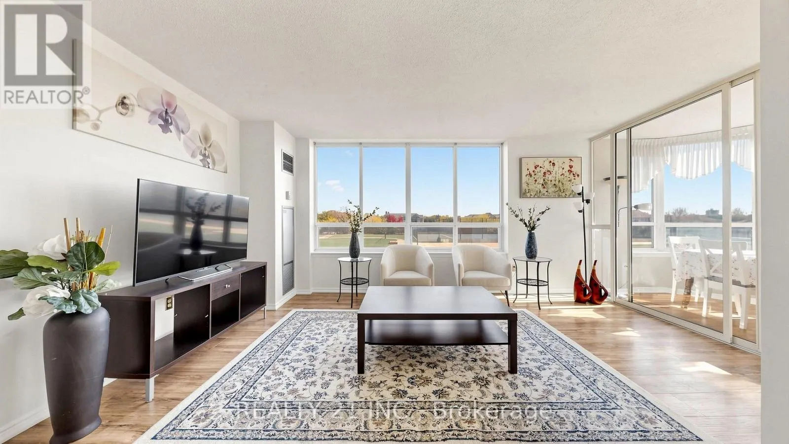 429 - 3 GREYSTONE WALK DRIVE