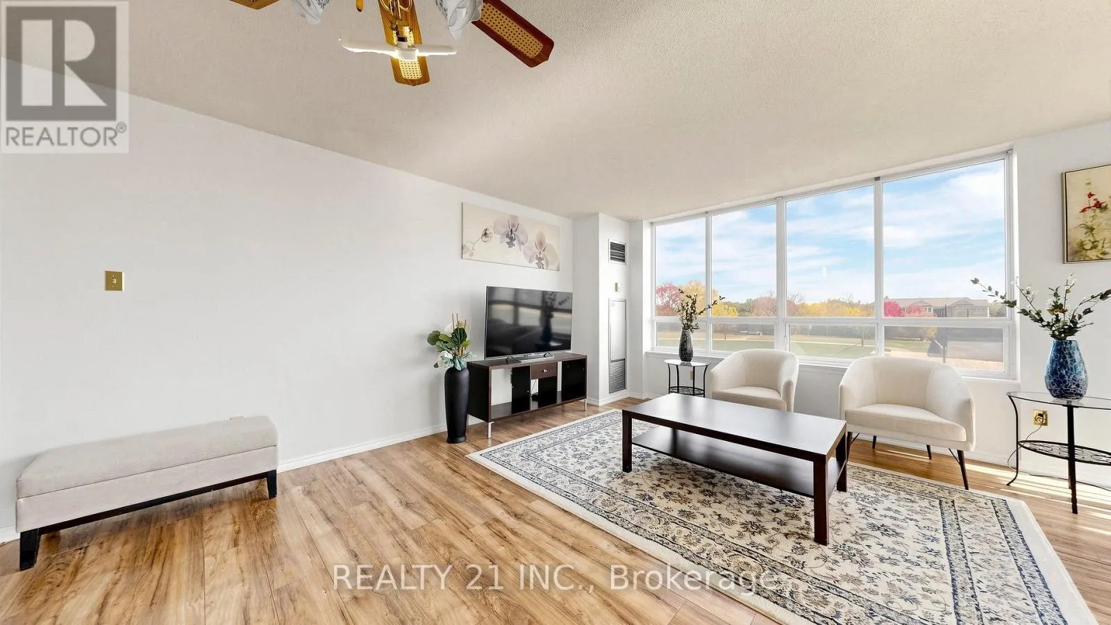 429 - 3 GREYSTONE WALK DRIVE