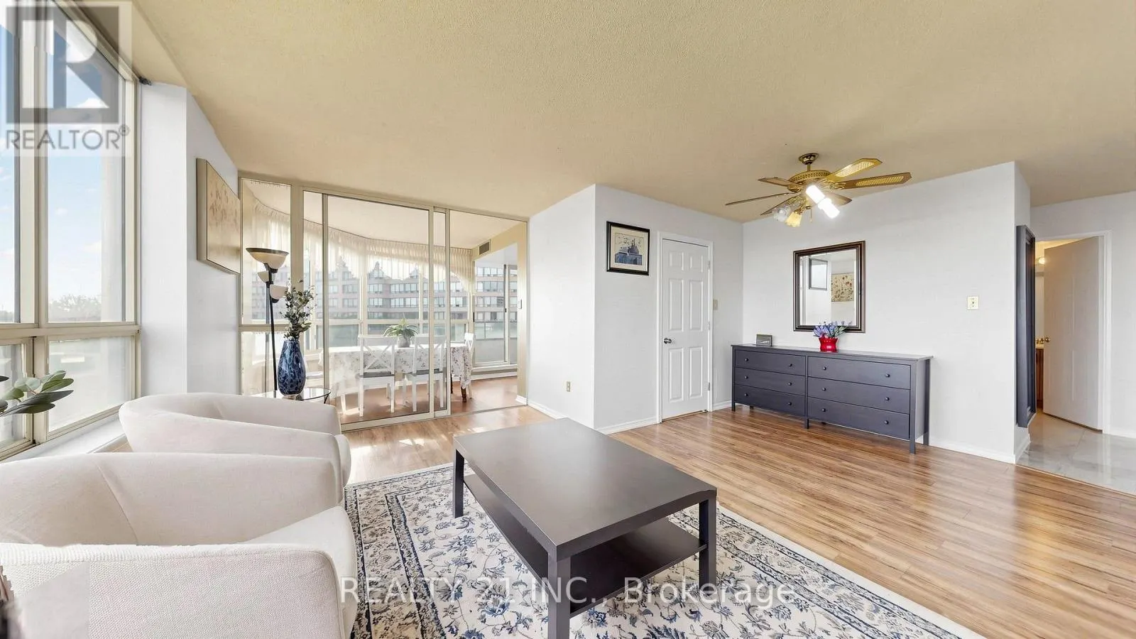 429 - 3 GREYSTONE WALK DRIVE