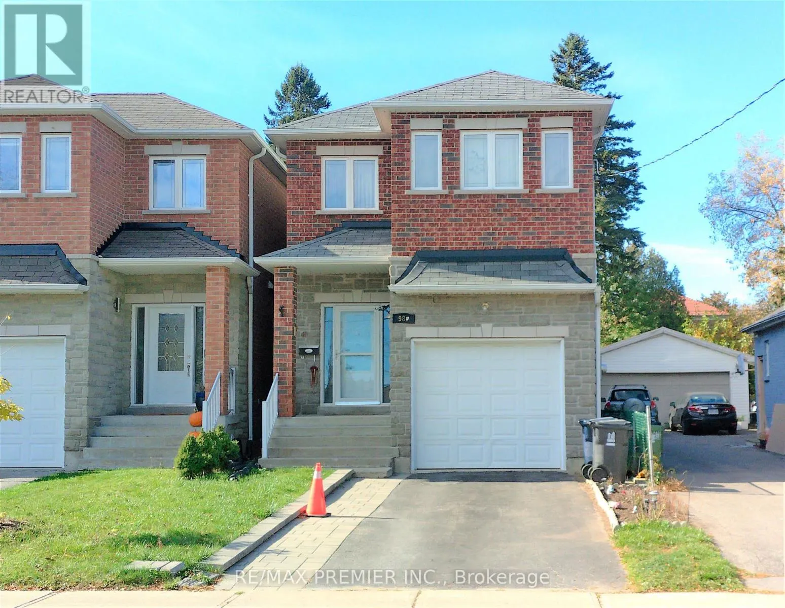 98B HEALE AVENUE