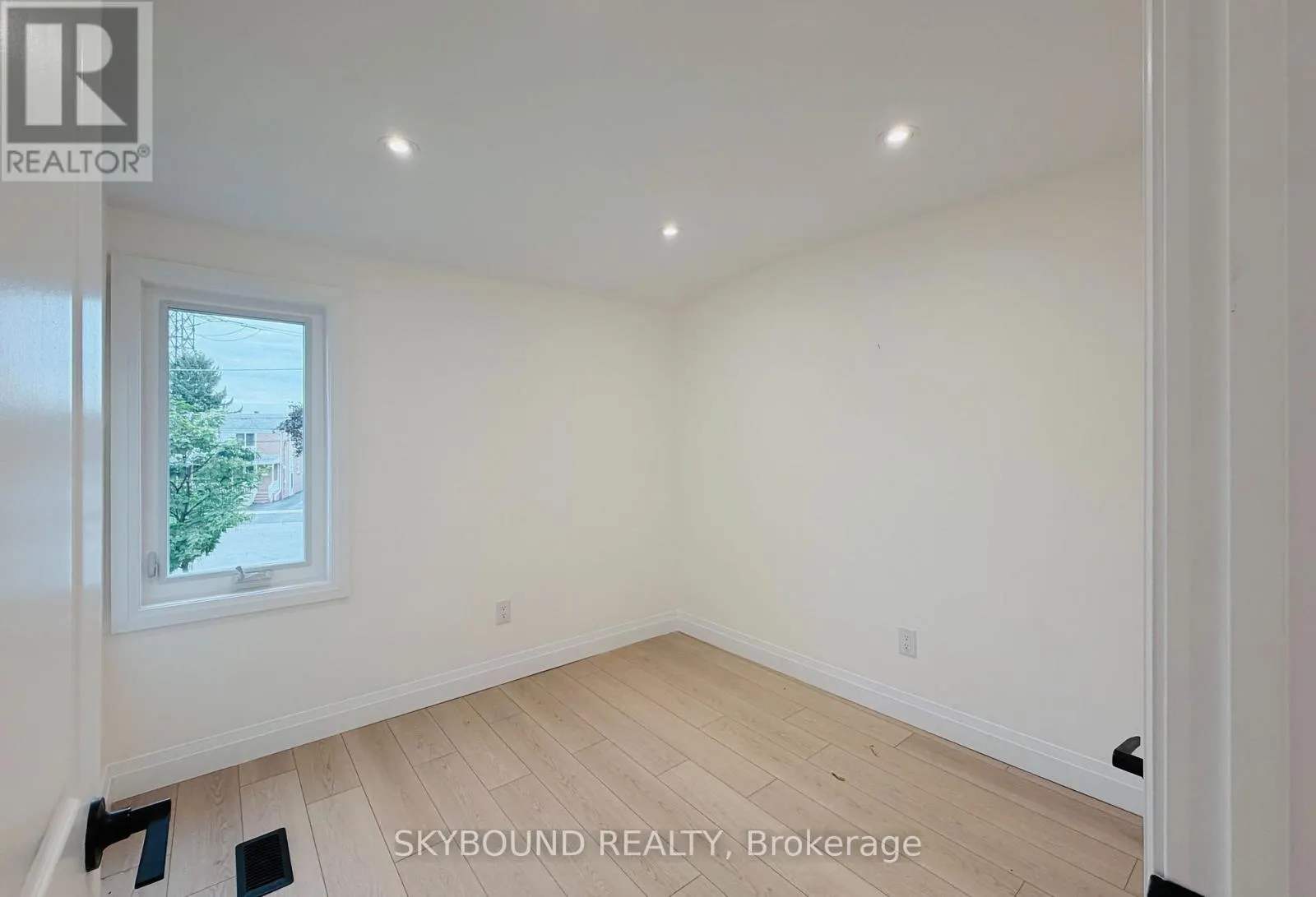 MAIN - 60 CHELWOOD ROAD