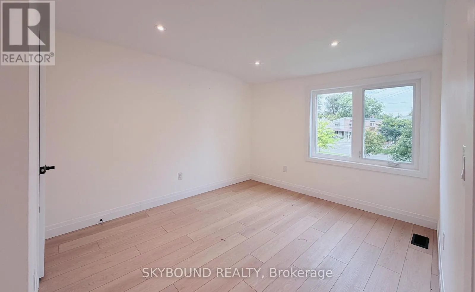 MAIN - 60 CHELWOOD ROAD
