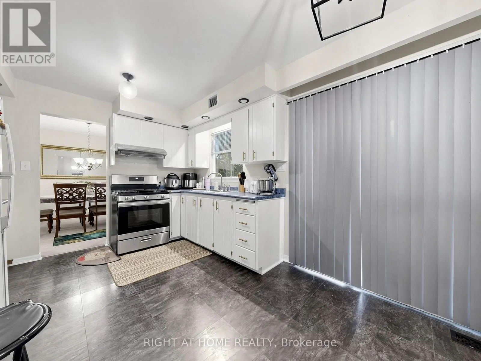 148 MEADOWVALE ROAD