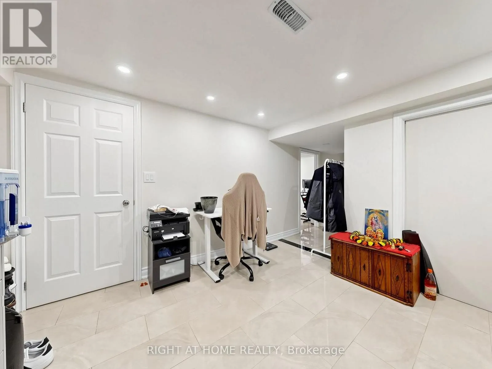 148 MEADOWVALE ROAD