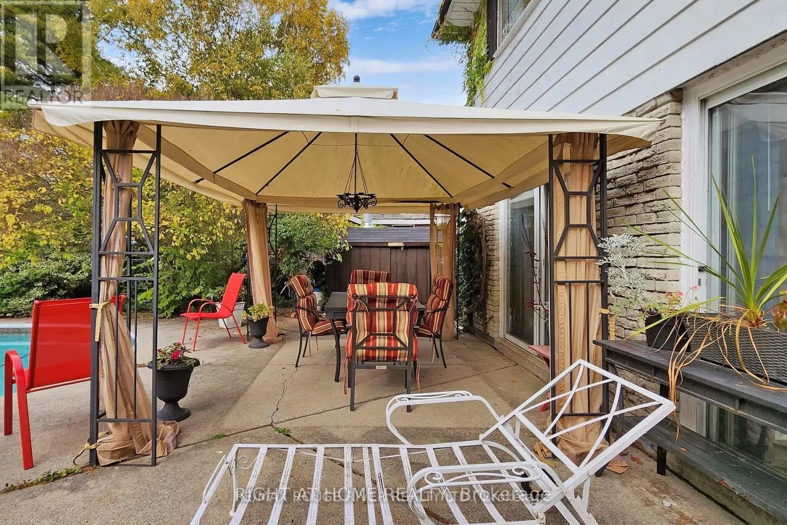 148 MEADOWVALE ROAD