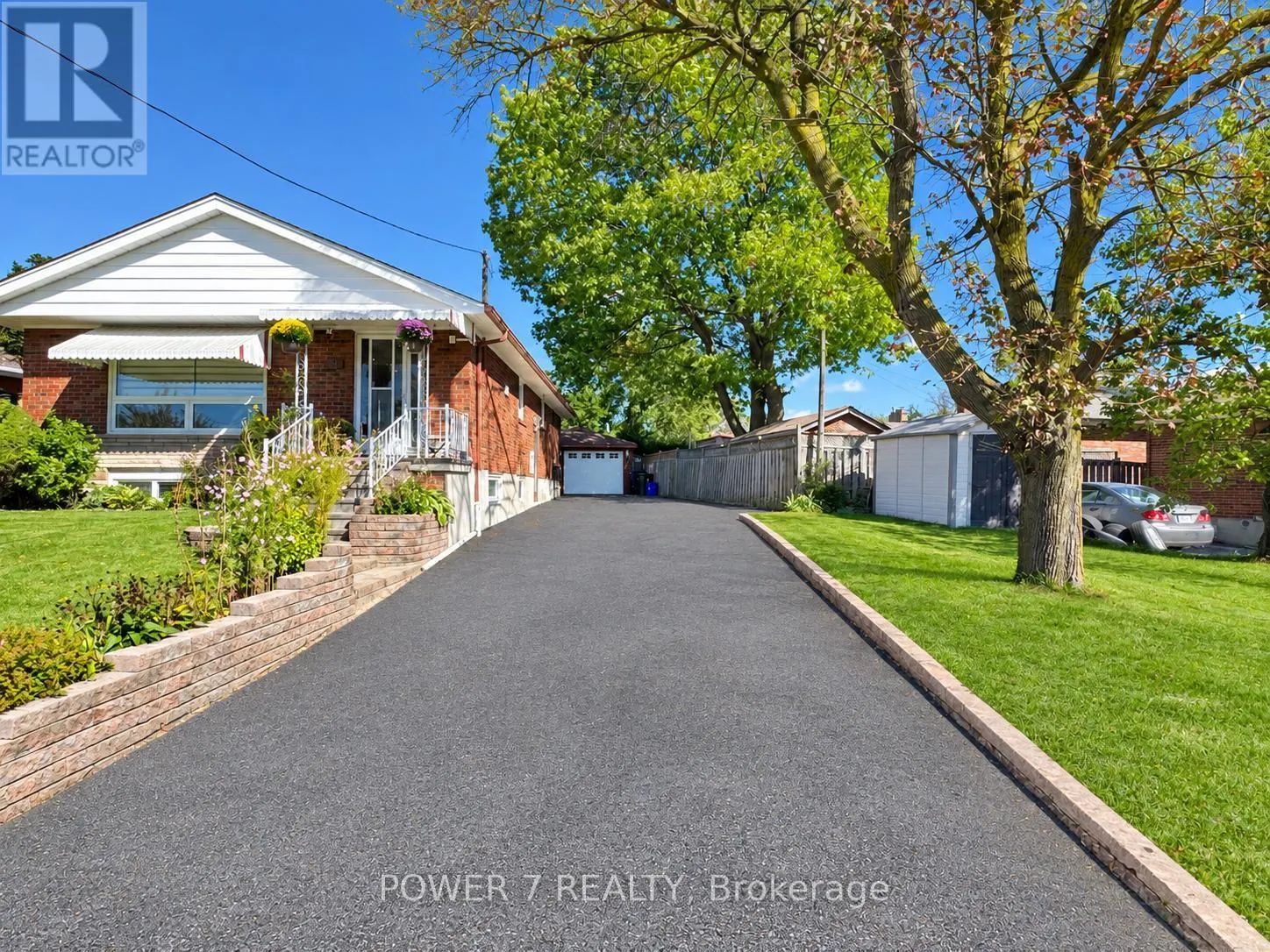 3 BRANTWOOD DRIVE