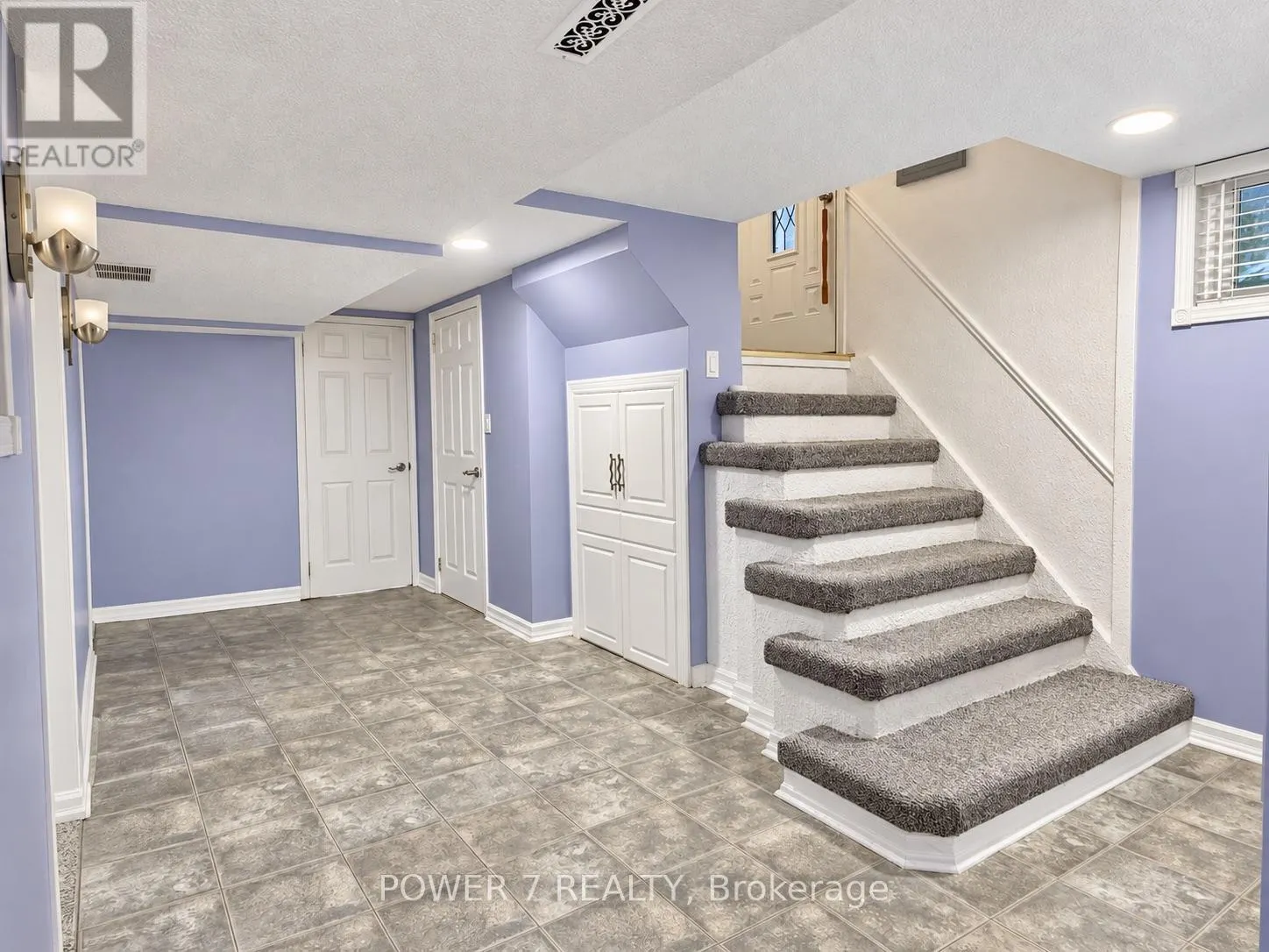 3 BRANTWOOD DRIVE