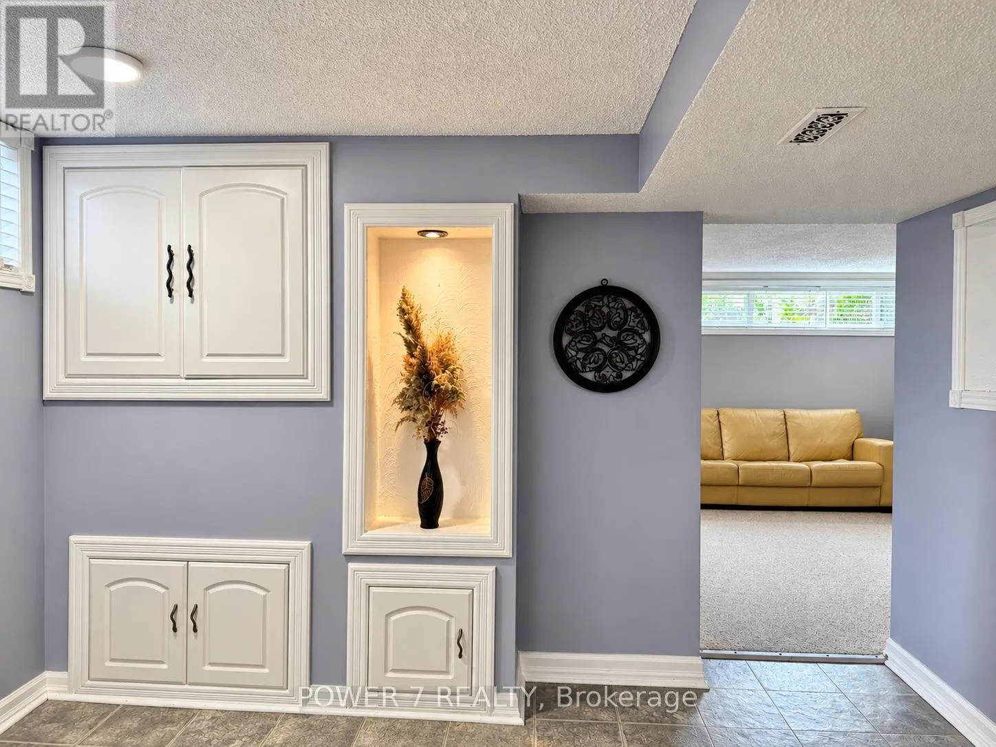3 BRANTWOOD DRIVE