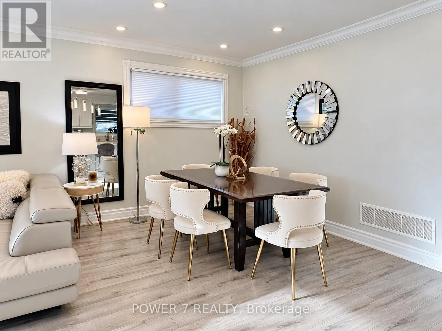 3 BRANTWOOD DRIVE