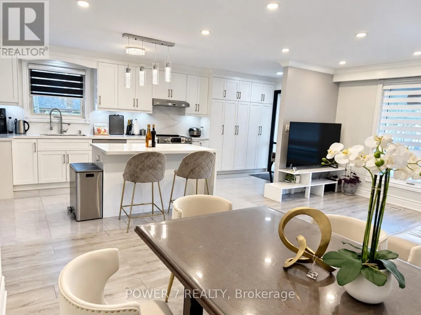 3 BRANTWOOD DRIVE