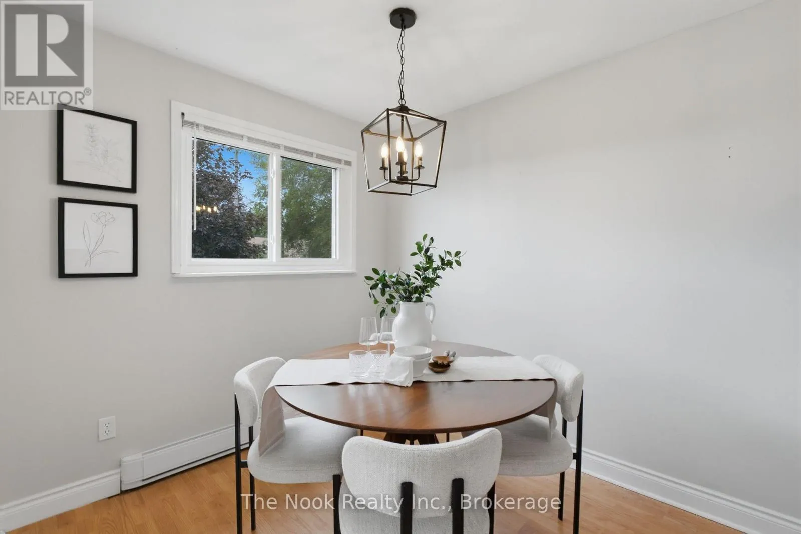 1-3 - 540 MARY STREET E #1-3