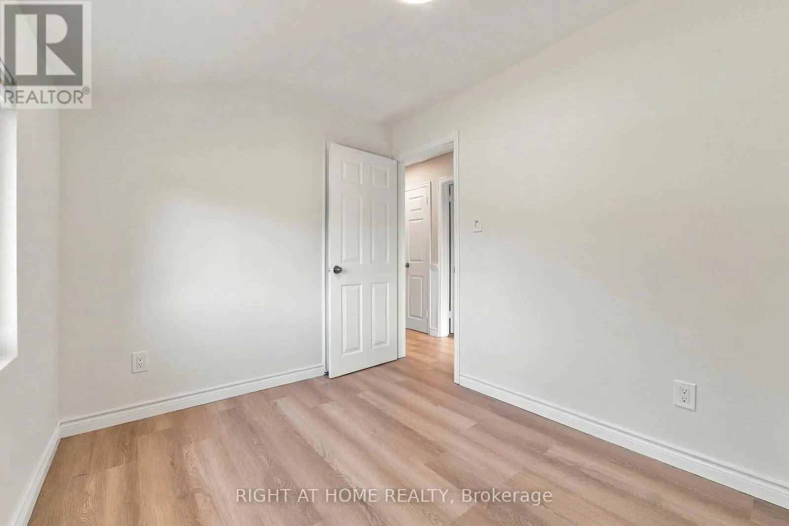 1517 OXFORD STREET