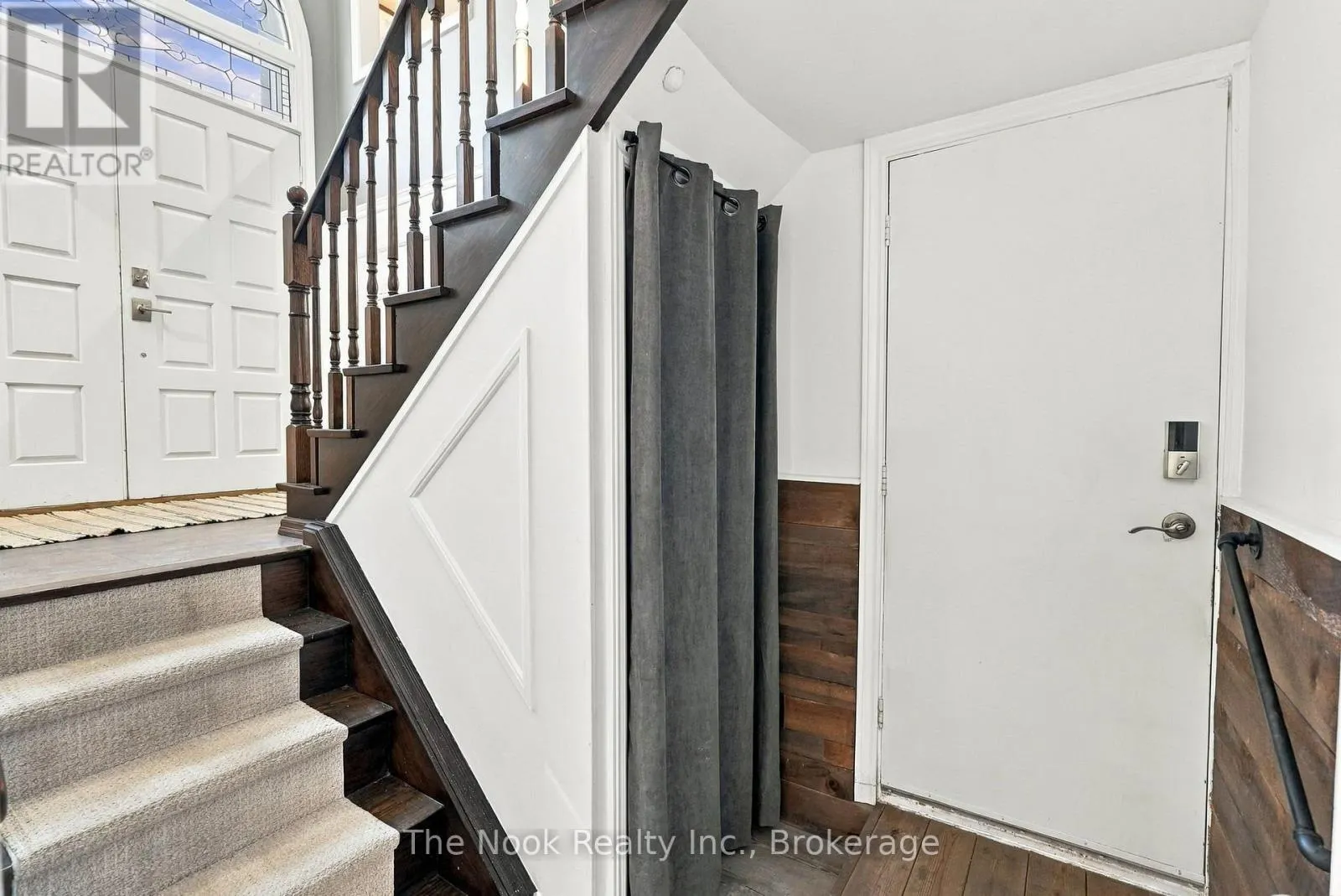 1 INGLEWOOD PLACE
