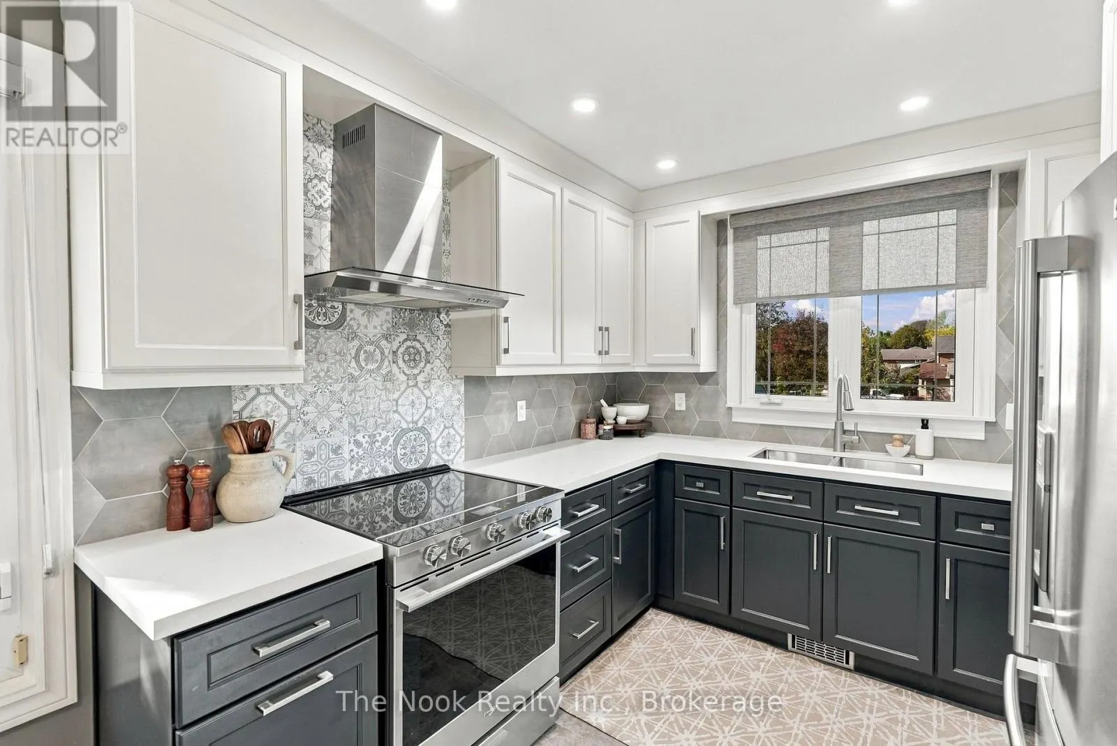 1 INGLEWOOD PLACE