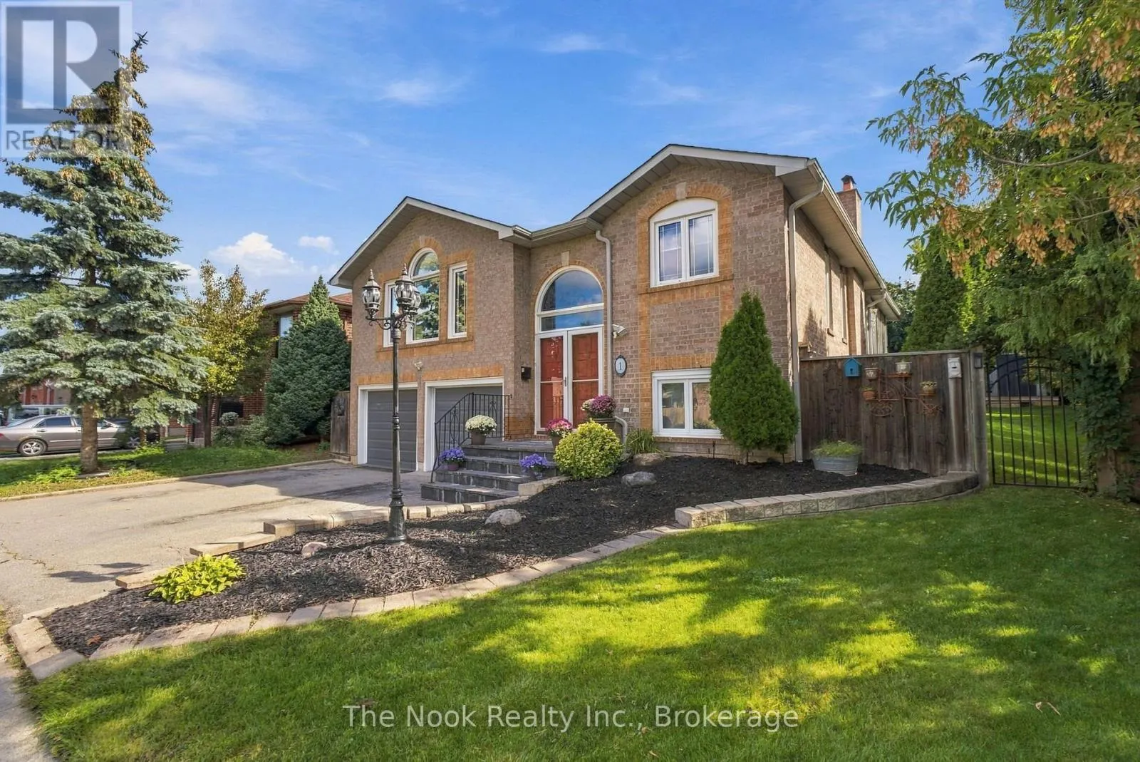 1 INGLEWOOD PLACE