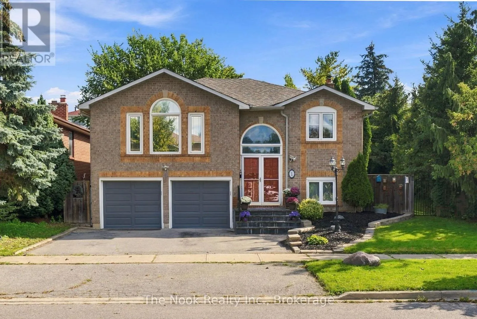 1 INGLEWOOD PLACE