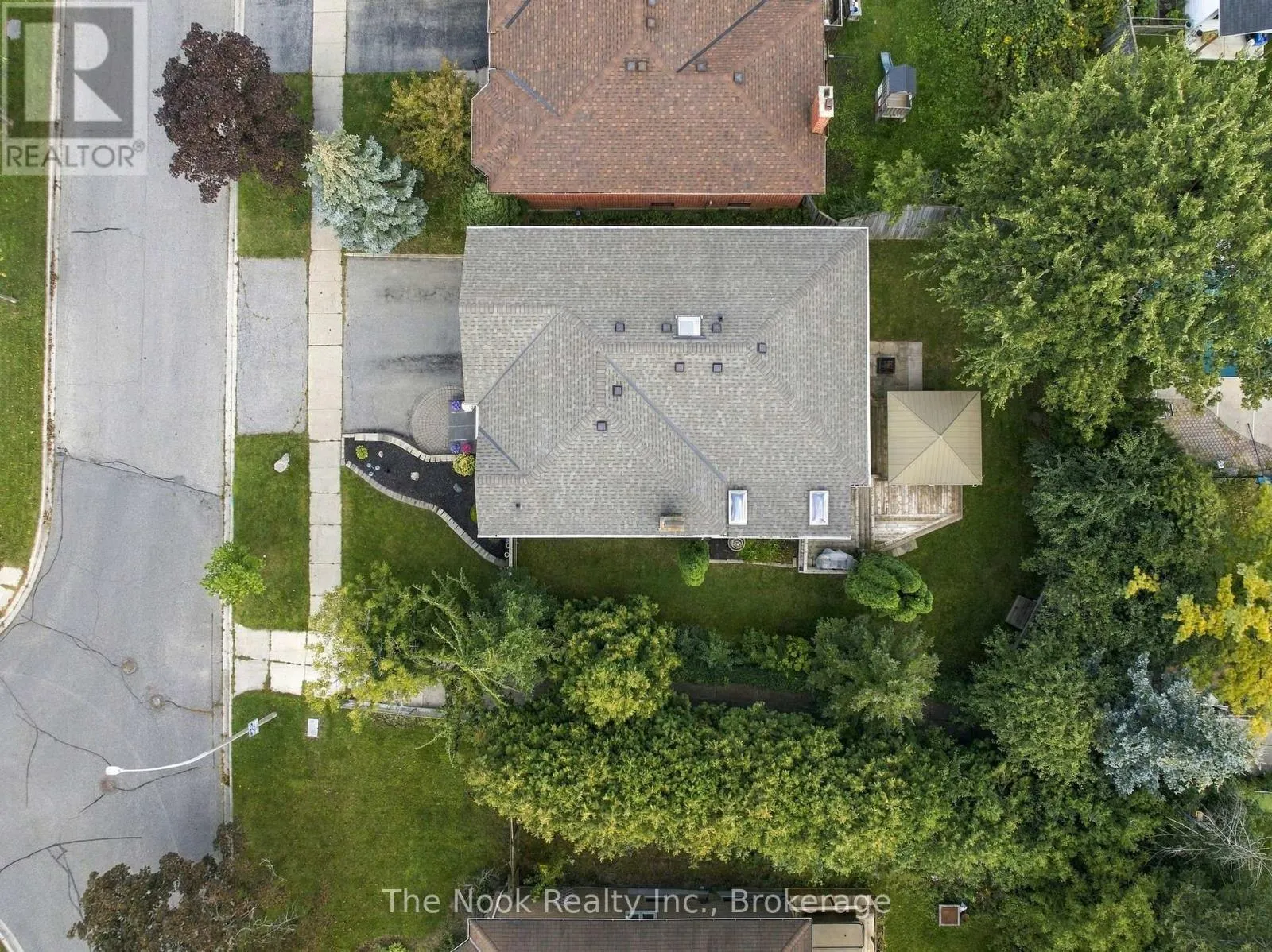 1 INGLEWOOD PLACE