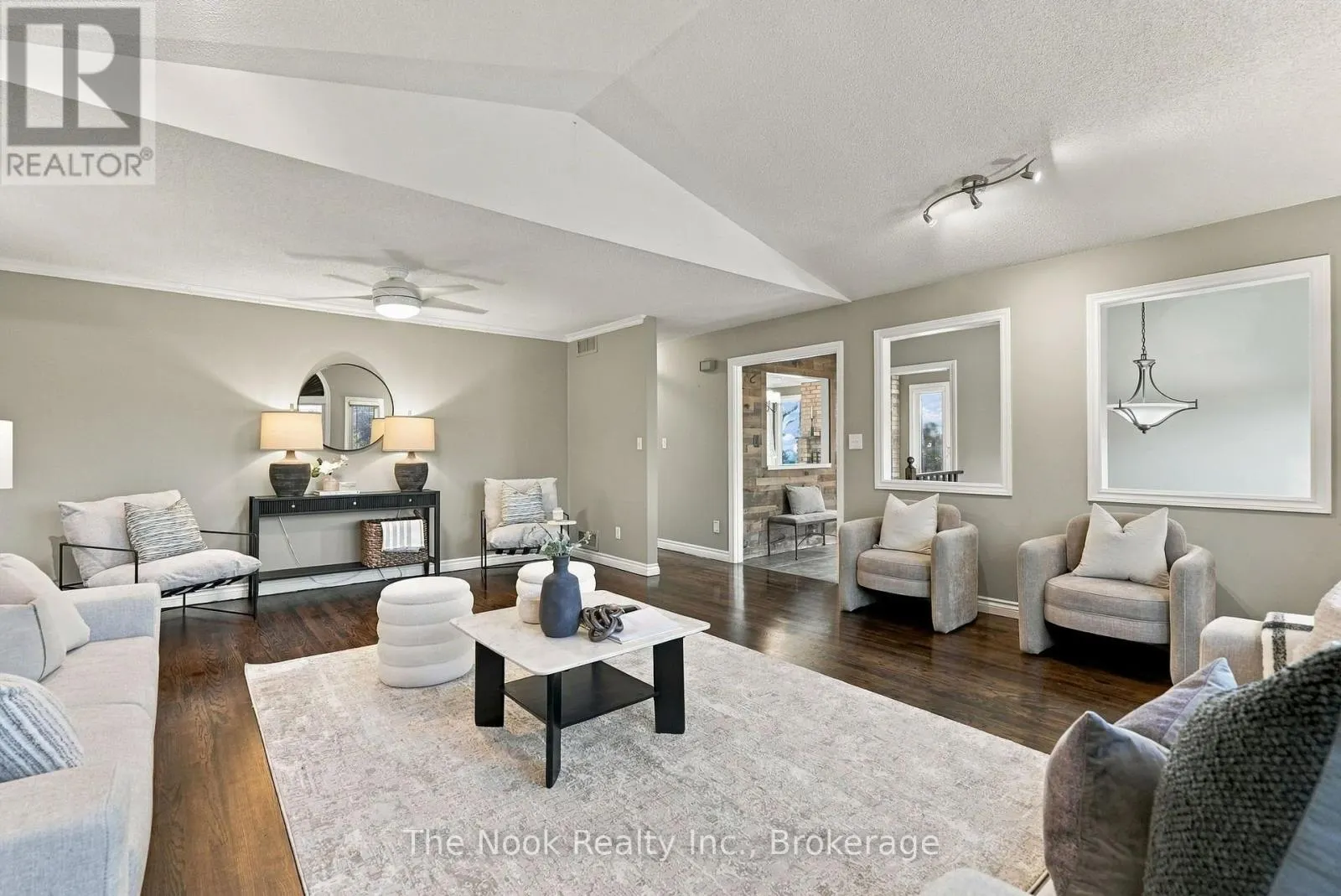 1 INGLEWOOD PLACE