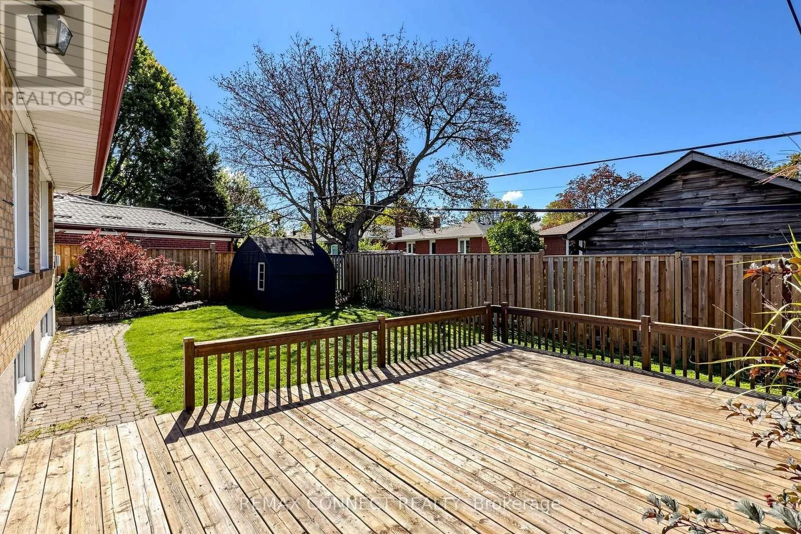 15 GRASSINGTON CRESCENT