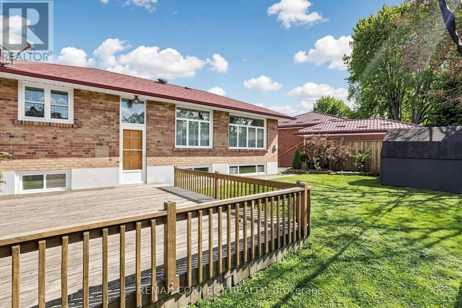 15 GRASSINGTON CRESCENT
