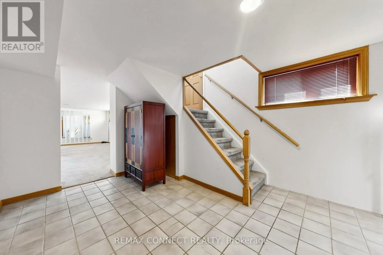 15 GRASSINGTON CRESCENT