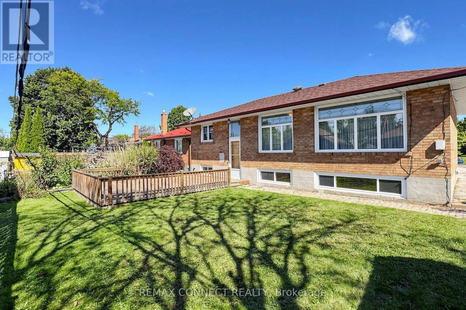 15 GRASSINGTON CRESCENT