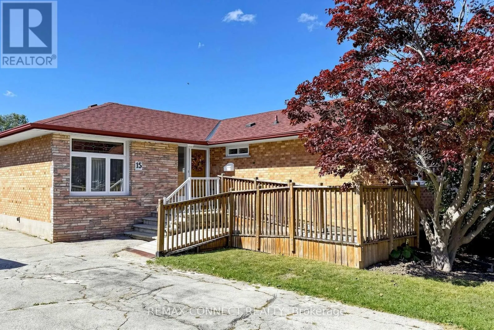 15 GRASSINGTON CRESCENT