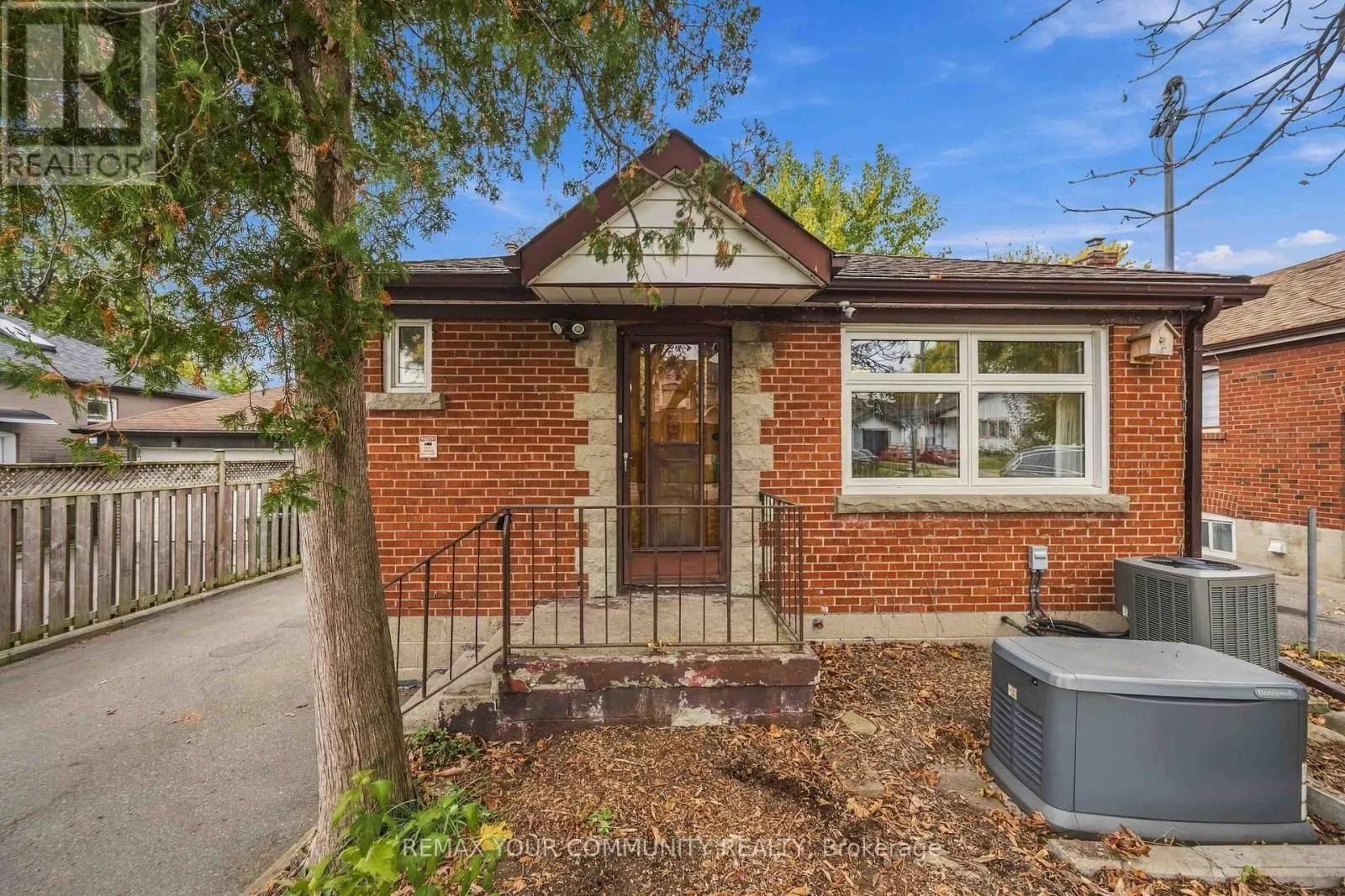 4 WALTONICE ROAD