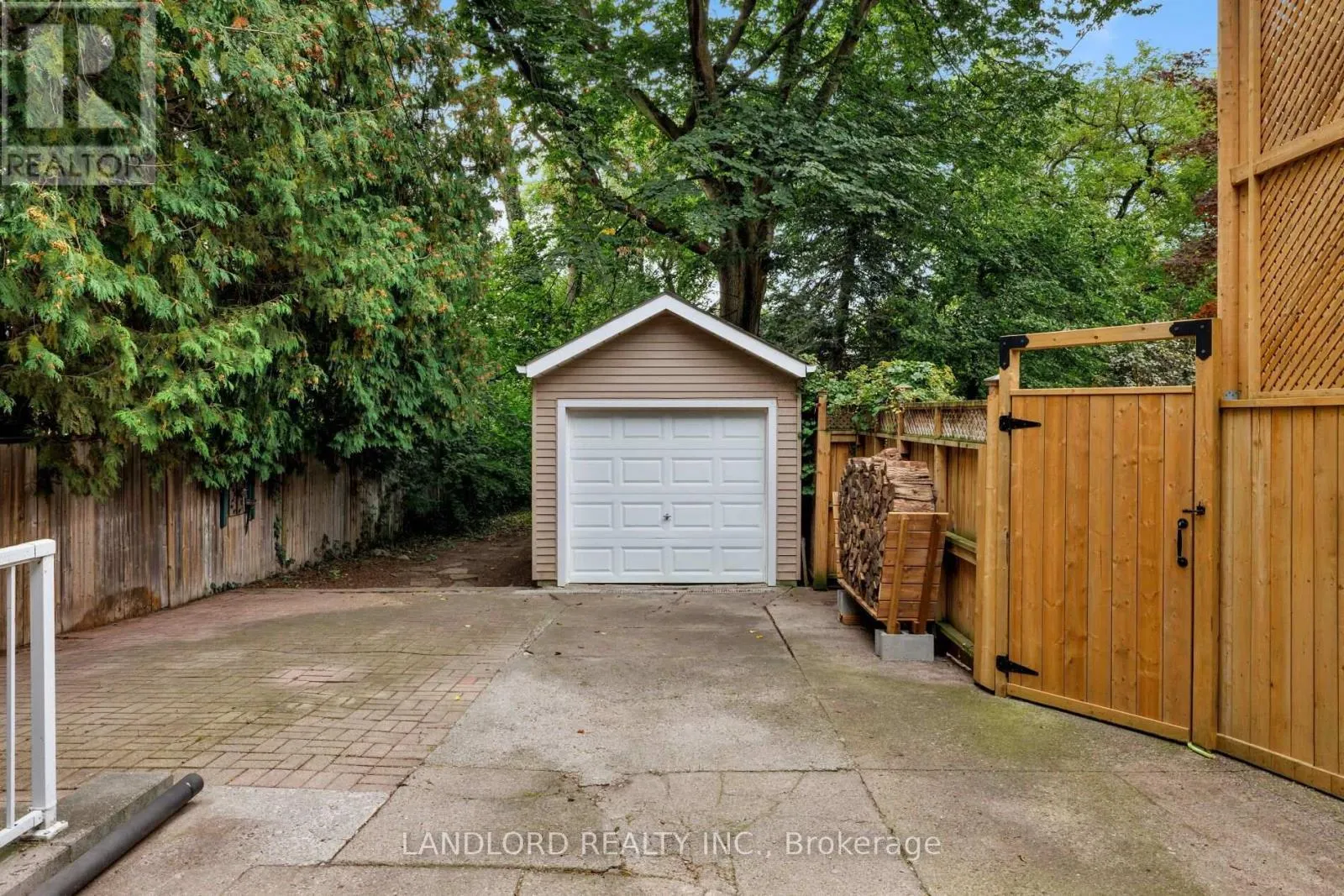 39 RIVERDALE AVENUE